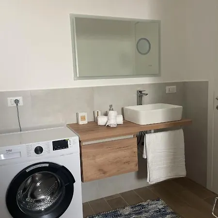 Vittoria Holiday home Trappeto (Sicily)